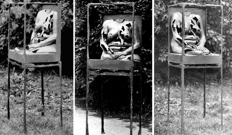 Cager im Buddha-Sitz, klicken Sie auf das Bild, wenn Sie es betrachten wollen.